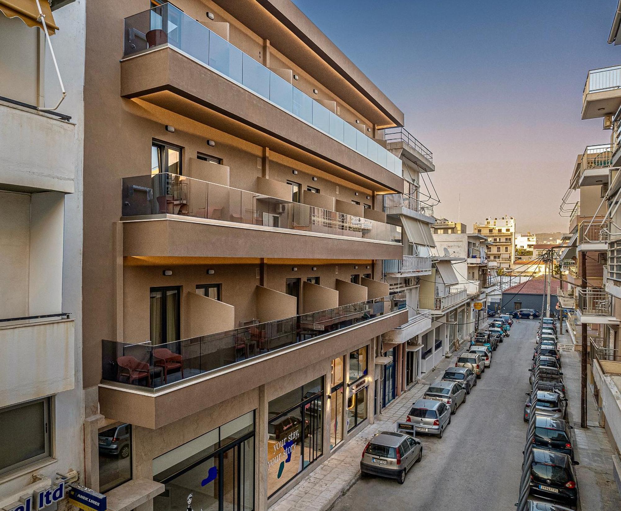 Miss Marrone City Hotel Chrissi Akti Chania Exterior foto