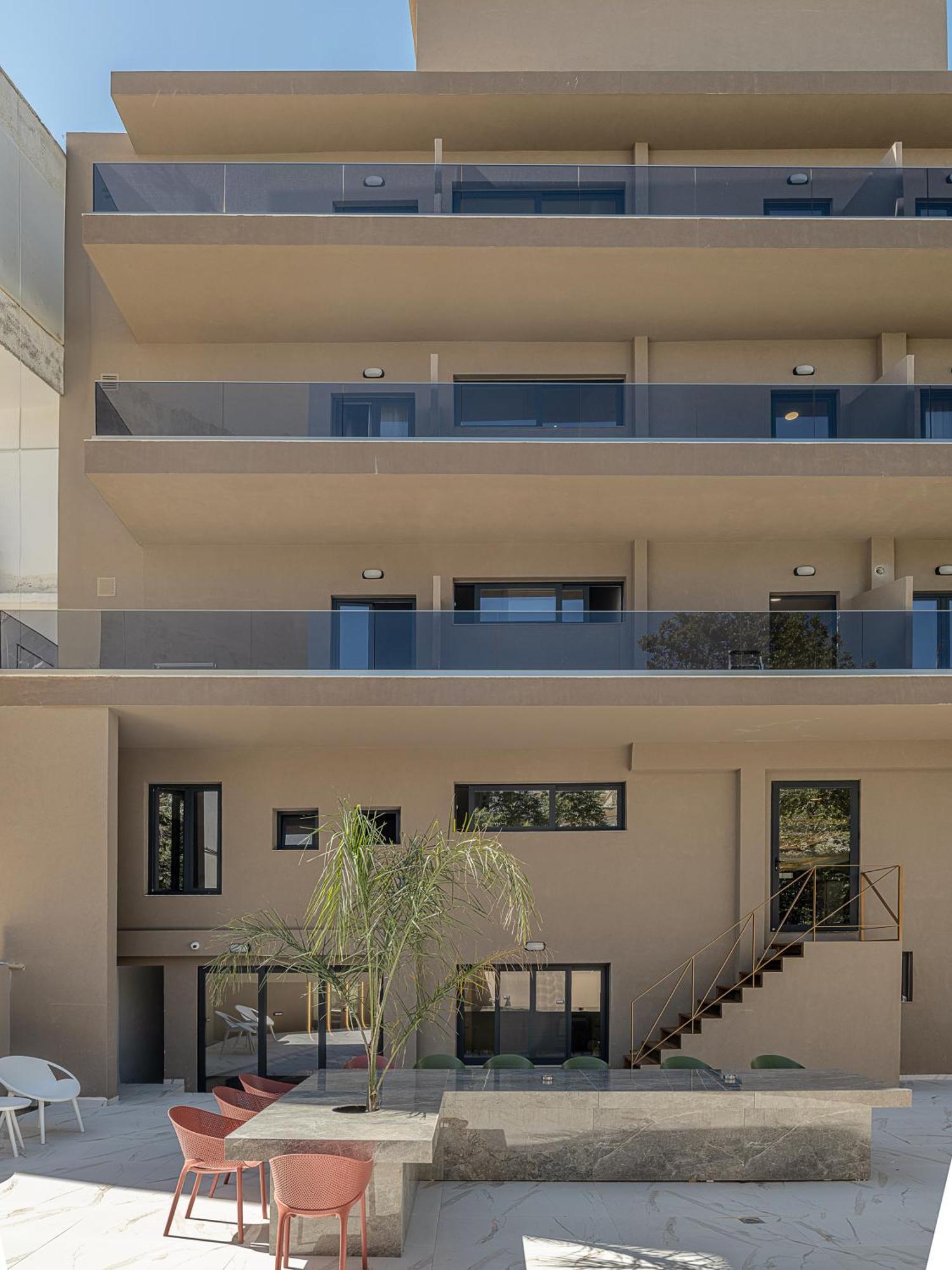 Miss Marrone City Hotel Chrissi Akti Chania Exterior foto