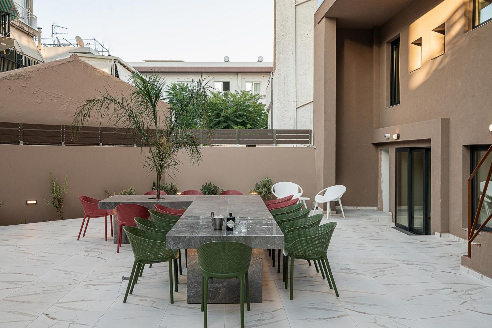 Miss Marrone City Hotel Chrissi Akti Chania Exterior foto